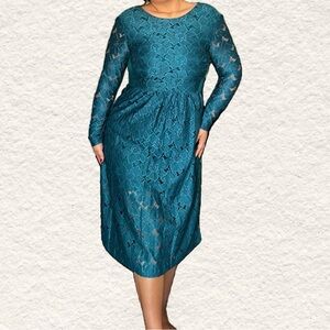 Elegant Teal Lace Dress